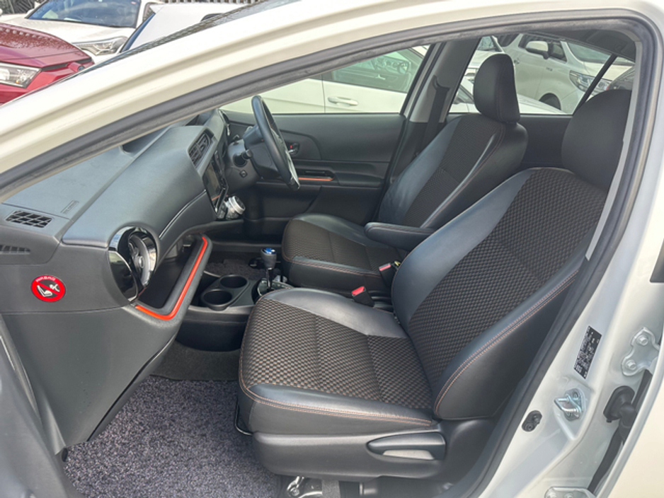 2017 Toyota Aqua - image 14