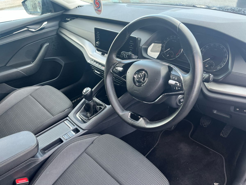 2024 Skoda Octavia OCTAVIA AMB 2.0TDI 115HP €29,995