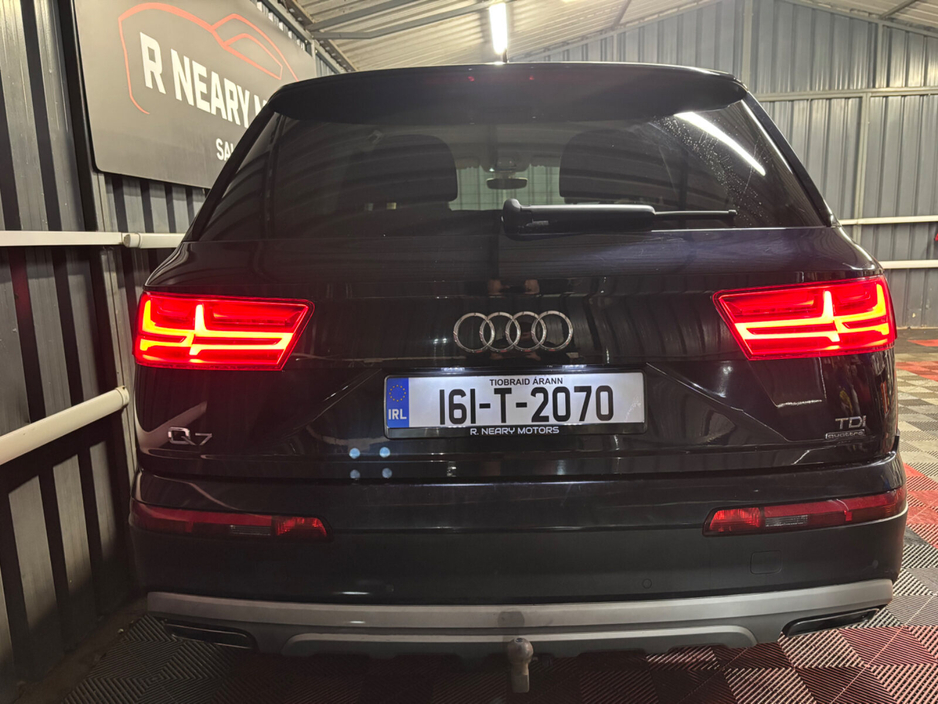 2016 Audi Q7 - image 2