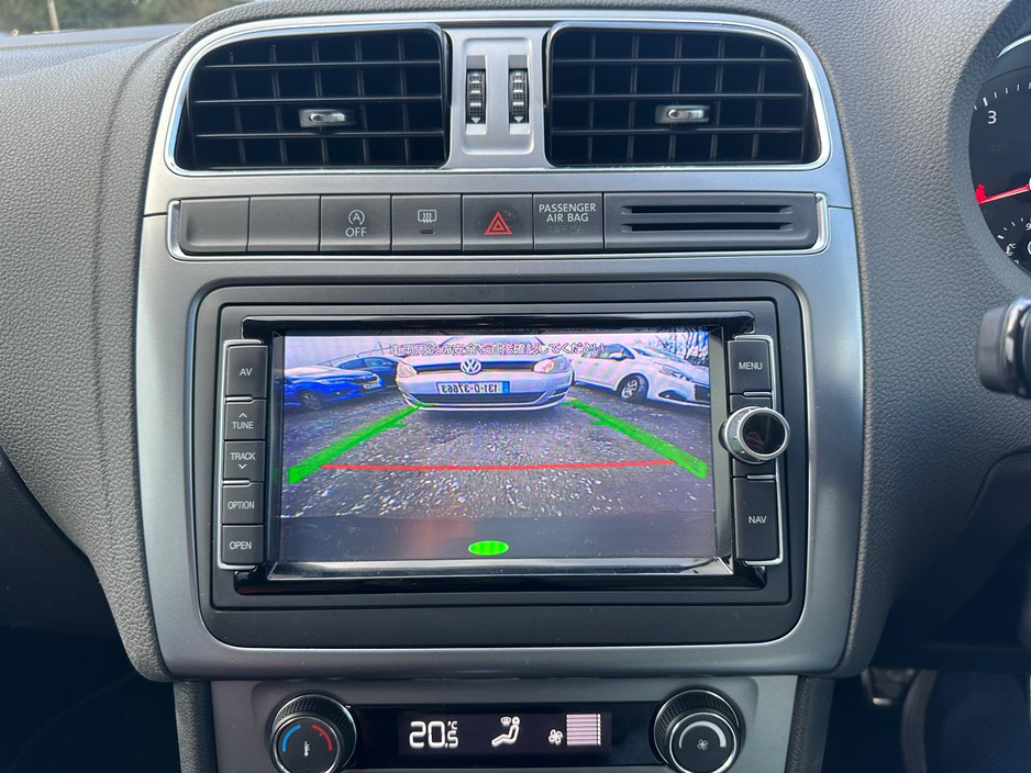 2016 Volkswagen Polo - image 18