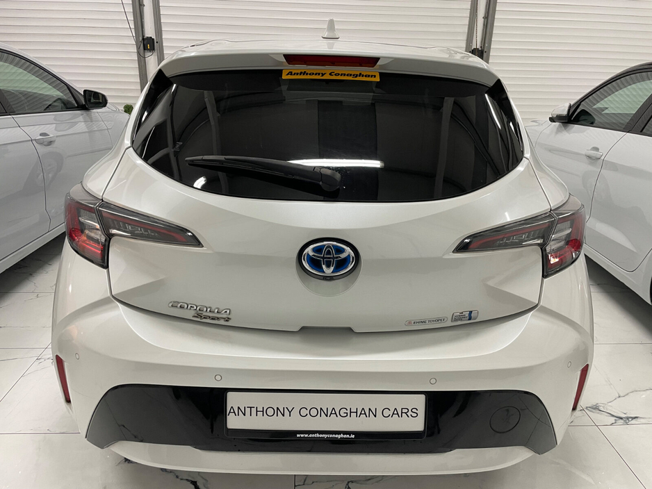 2020 Toyota Corolla 1.8 Hybrid Luna Sport Hatchback €18,995
