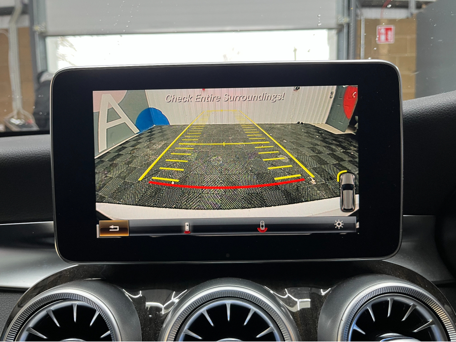 2016 Mercedes-Benz C Class €17950! 2016 MERCEDES-BENZ C350E STATIONWAGON AVANTGARDE 2.0 AUTOMATIC / CRUISE CONTROL / REVERSE CAMERA / ELECTRIC MEMORY & HEATED SEATS €17,950