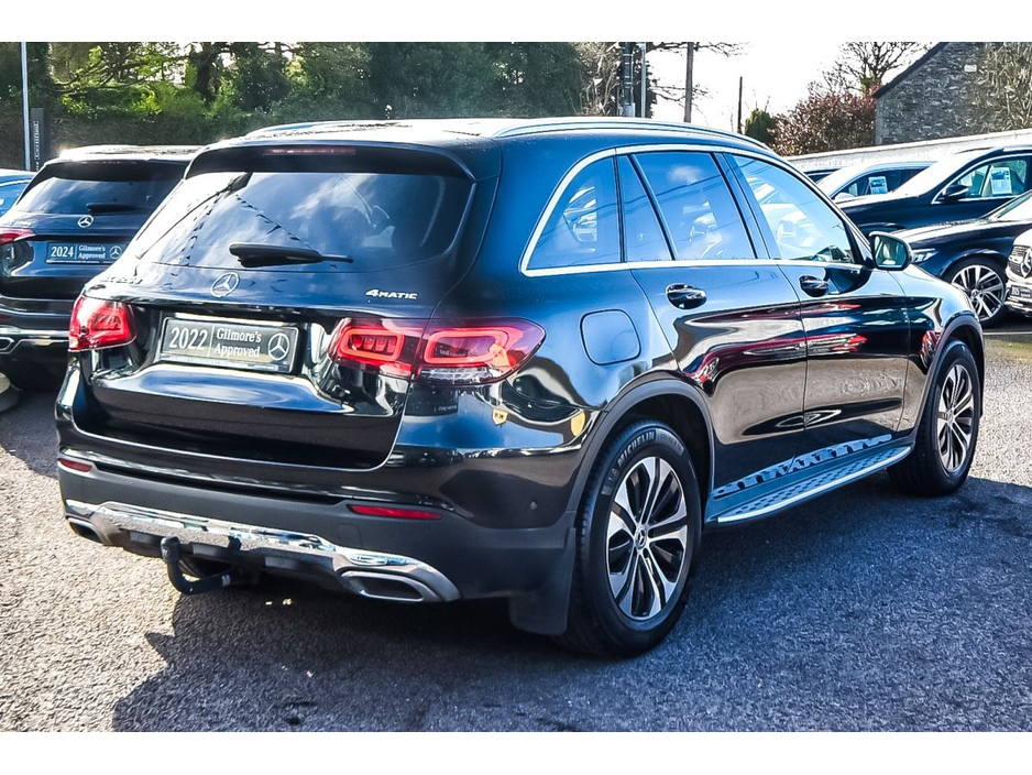 2022 Mercedes-Benz GLC Class - image 2