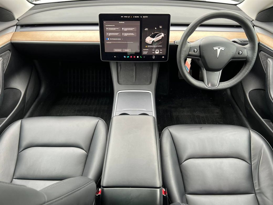 2022 Tesla Model 3 - image 14