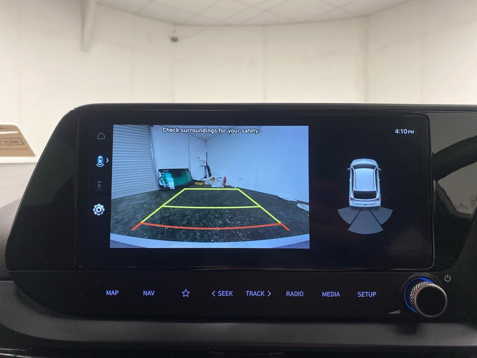 2025 Hyundai i20 - image 16