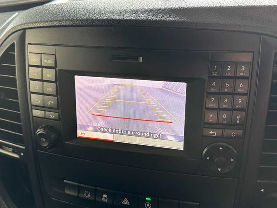 2018 Mercedes-Benz Vito - image 16