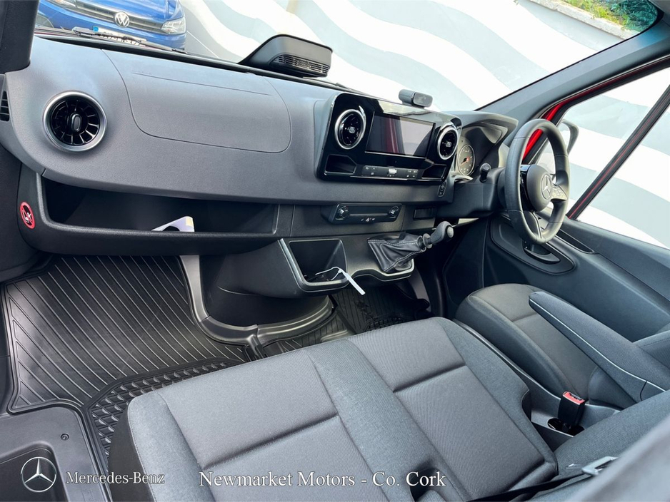 2026 Mercedes-Benz Sprinter - image 25