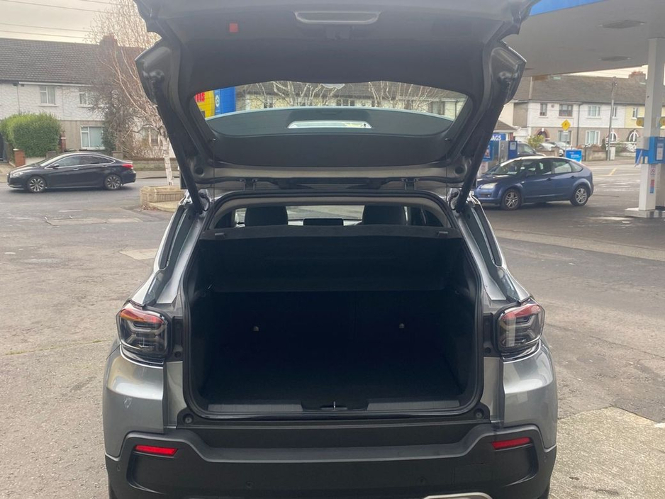 2025 Jeep Avenger 1.2 100HP Altitude €28,895