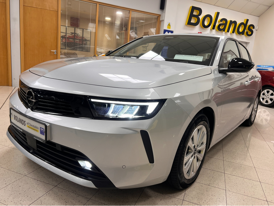 2024 Opel Astra - image 11