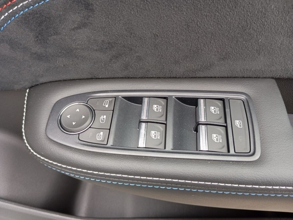 2025 Renault Arkana - image 9