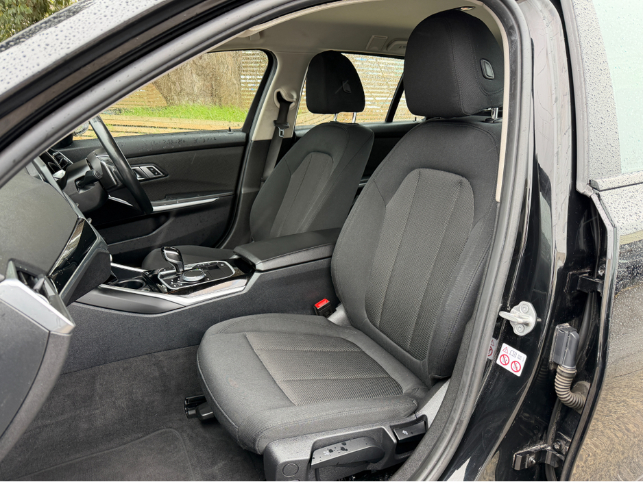 2022 BMW 3 Series M-PERFORMANCE PACK..FULL SERVICE HISTORY..2 KEYS