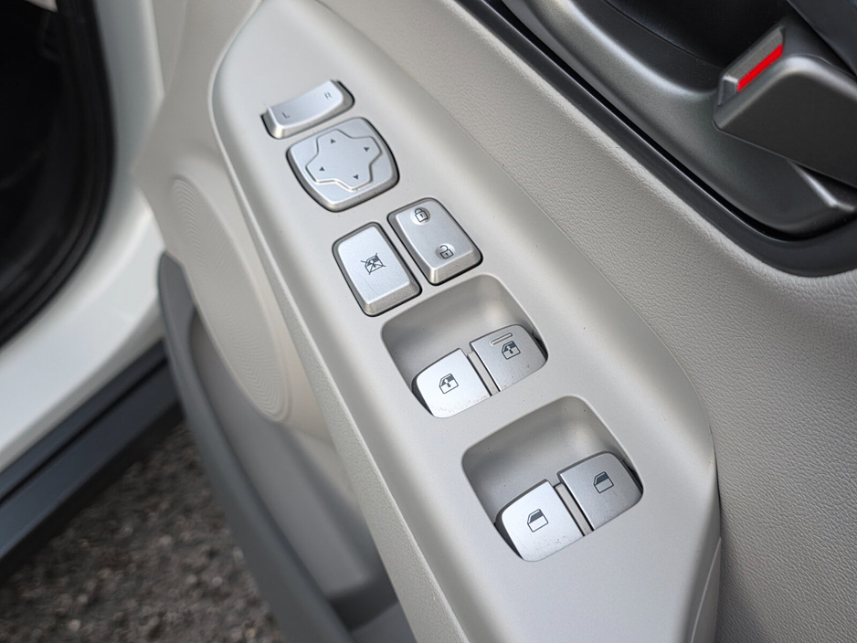 2019 Hyundai Kona - image 23