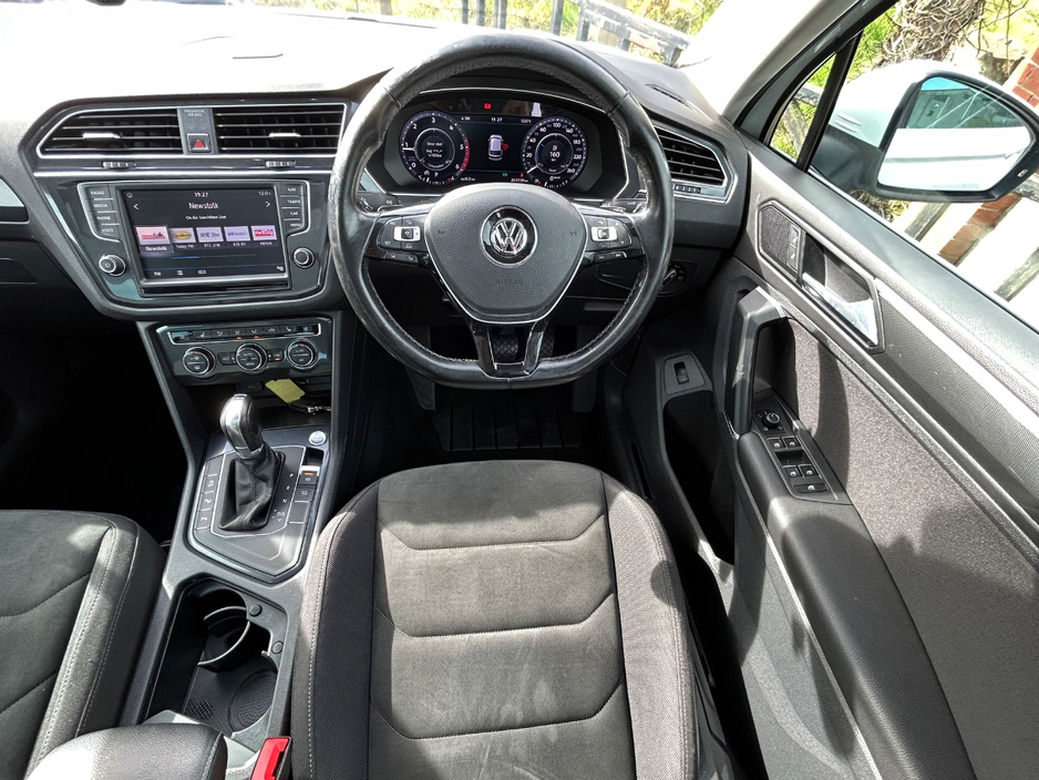 2017 Volkswagen Tiguan - image 15