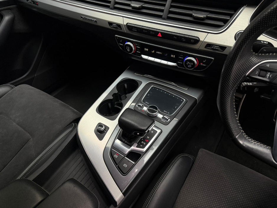 2019 Audi Q7 - image 15