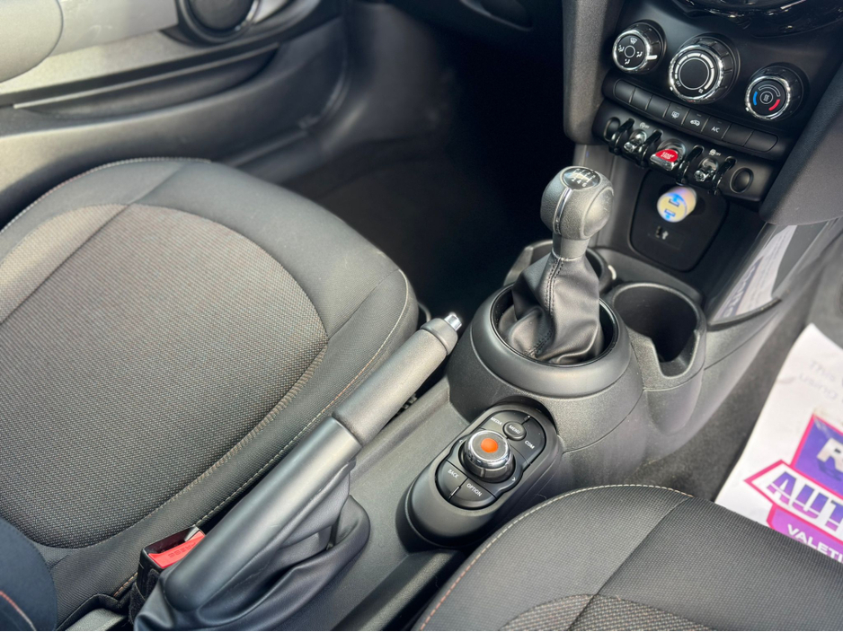 2019 MINI One LOW KMS NCT TOP SPEC €16,490