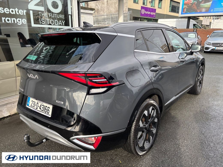 2023 Kia Sportage - image 4