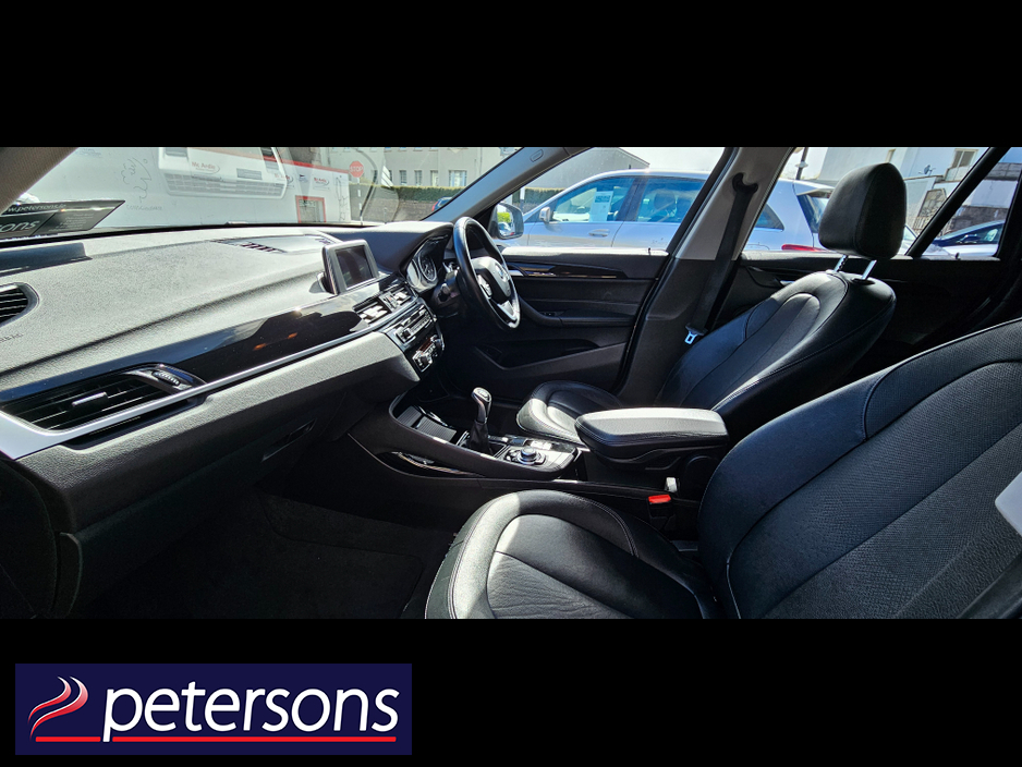 2016 BMW X1 - image 13