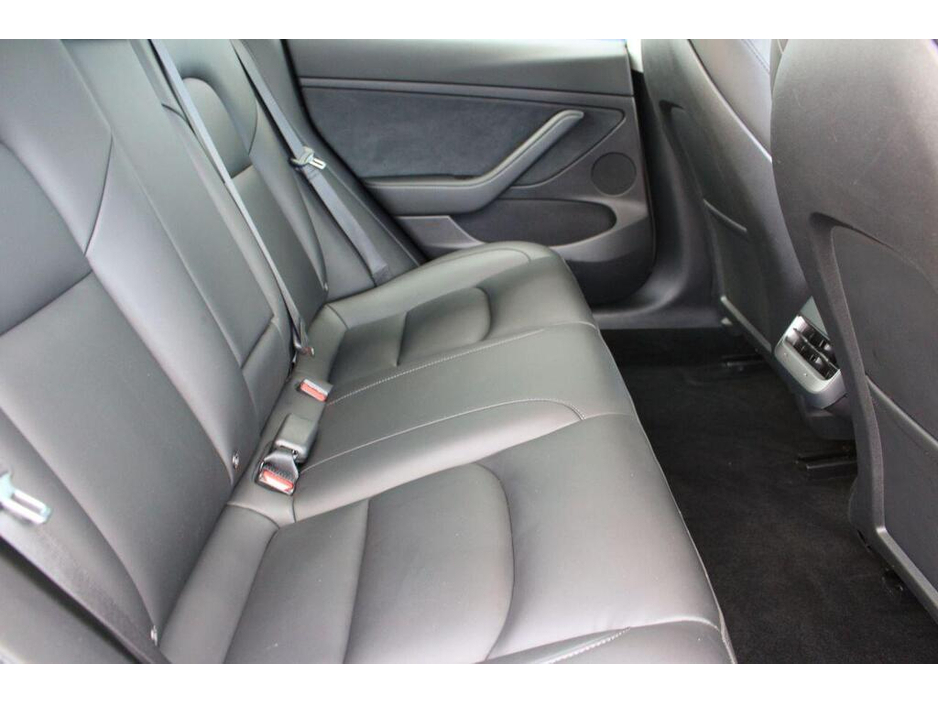 2021 Tesla Model 3 - image 7