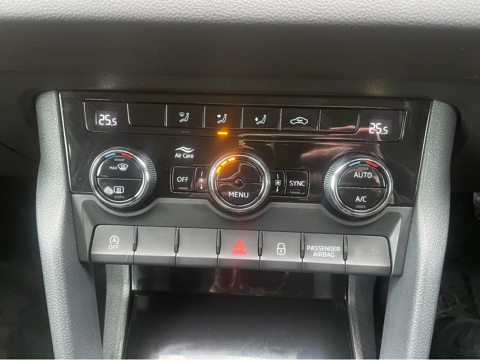 2019 Skoda Karoq AMBITION 1.6 TDI 115HP 4DR €21,250