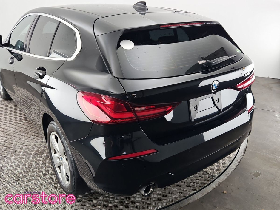 2020 BMW 1 Series - image 15