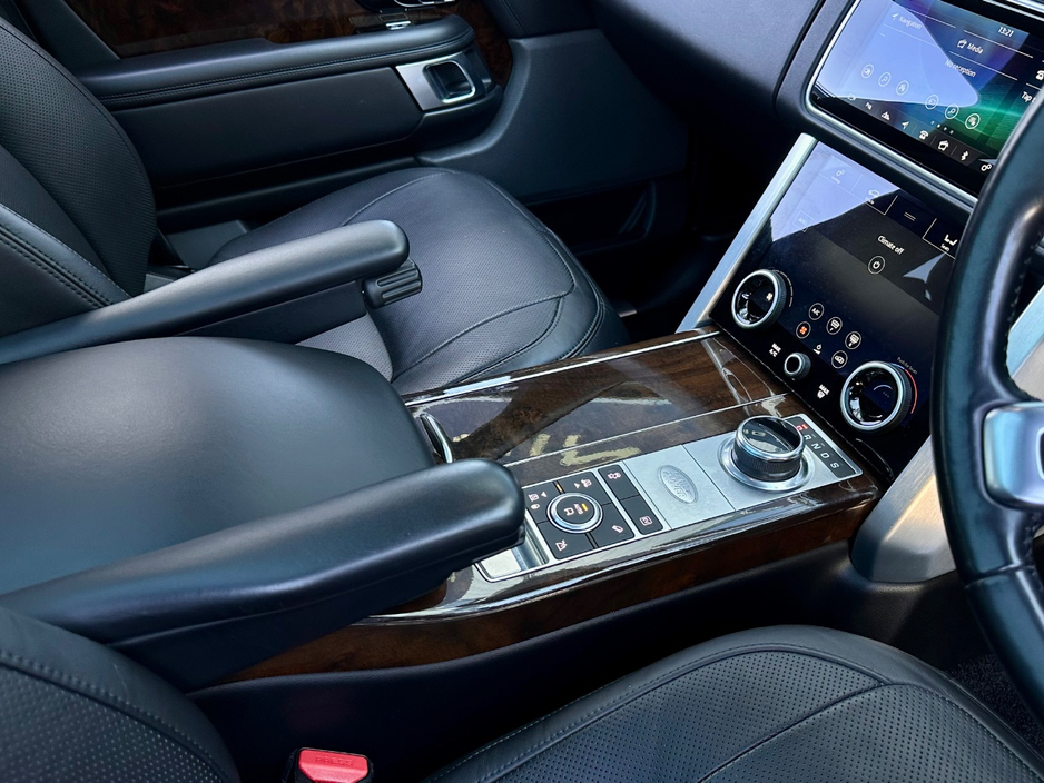 2020 Land Rover Range Rover - image 19