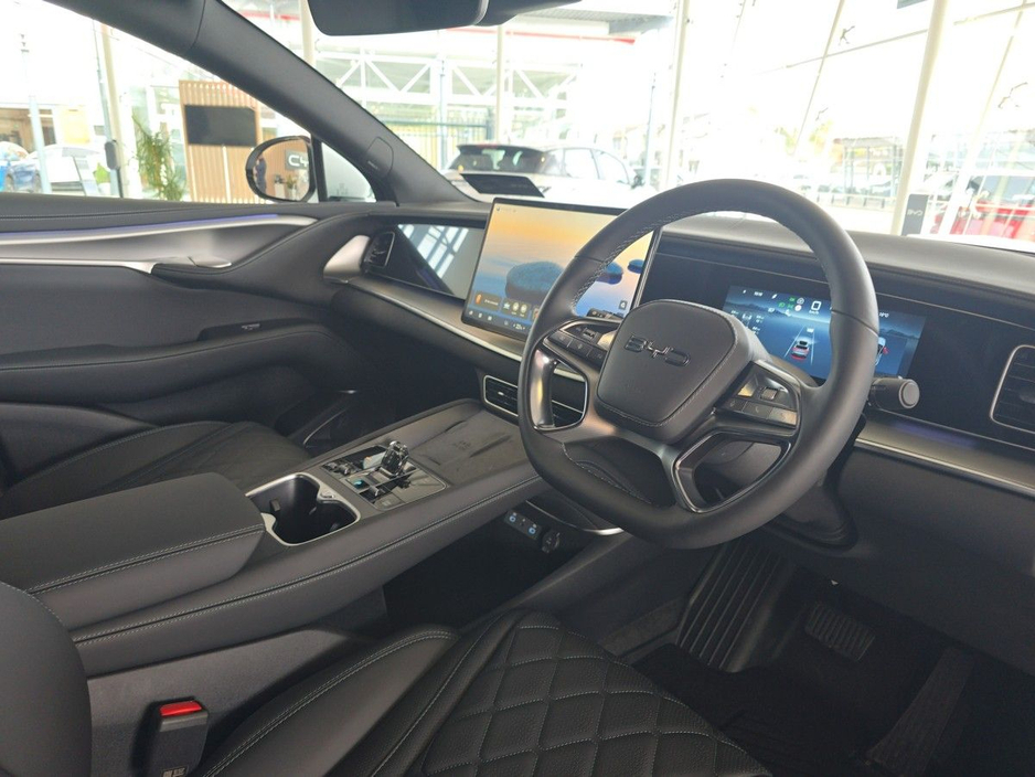 2026 BYD Sealion 7 - image 9