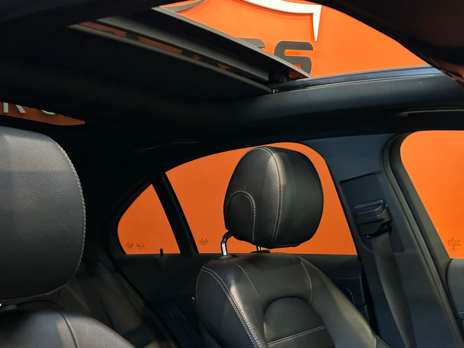 2021 Mercedes-Benz C Class - image 8