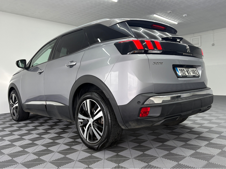 2020 Peugeot 3008 - image 21