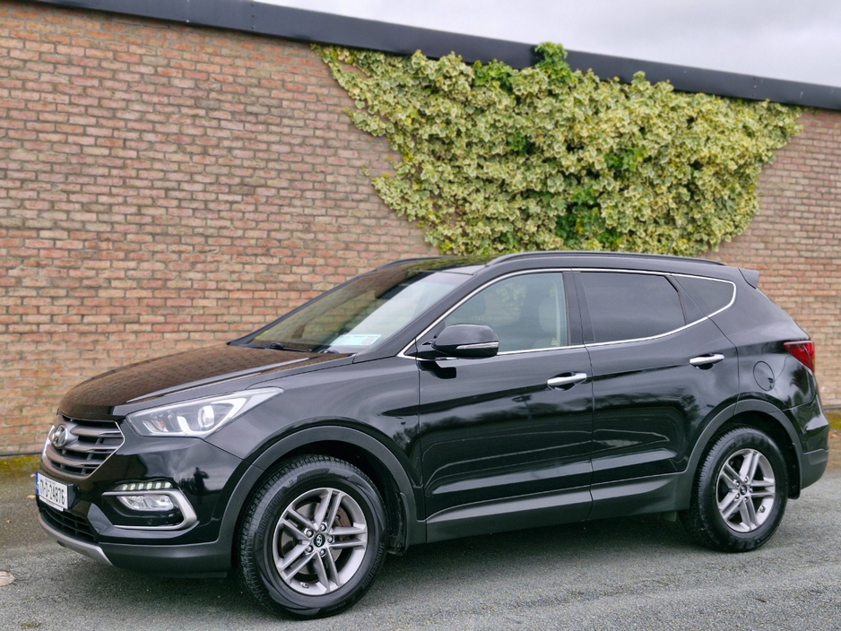 2017 Hyundai Santa Fe - image 6