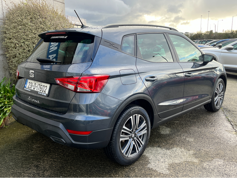 2023 SEAT Arona - image 4