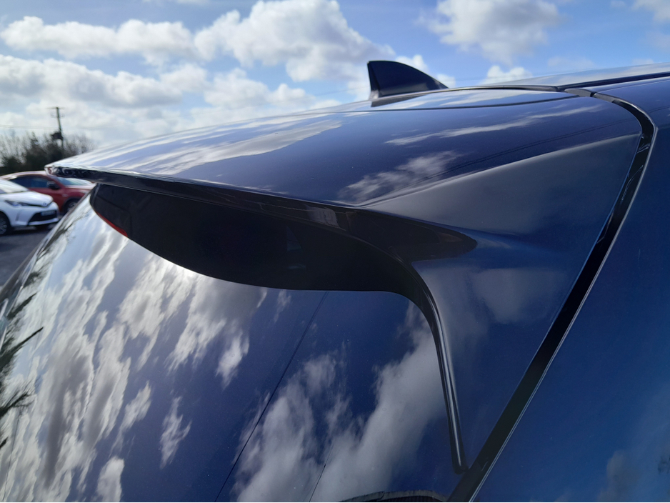 2016 Honda Vezel - image 14