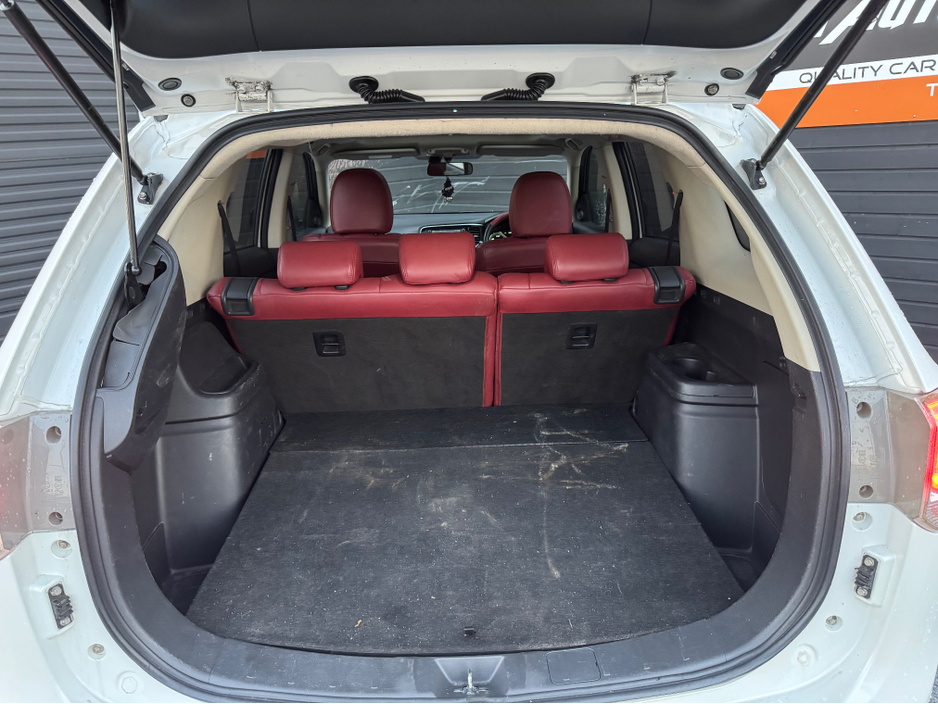 2015 Mitsubishi Outlander - image 18