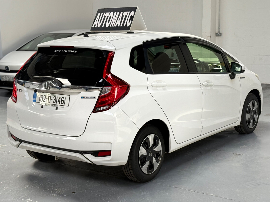 2018 Honda Fit - image 7
