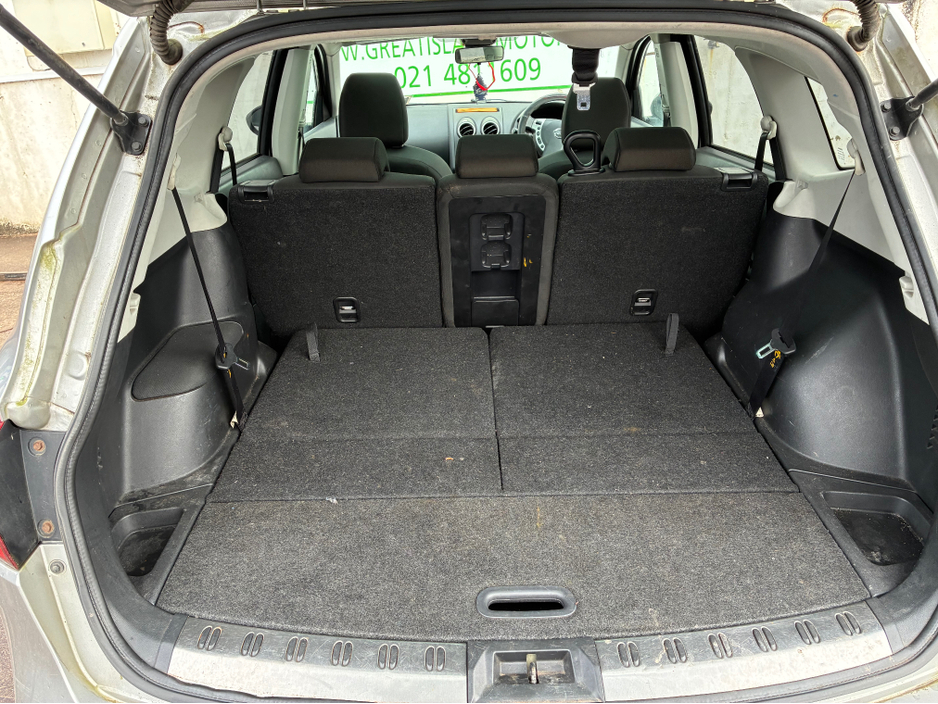 2011 Nissan Qashqai +2 - image 14