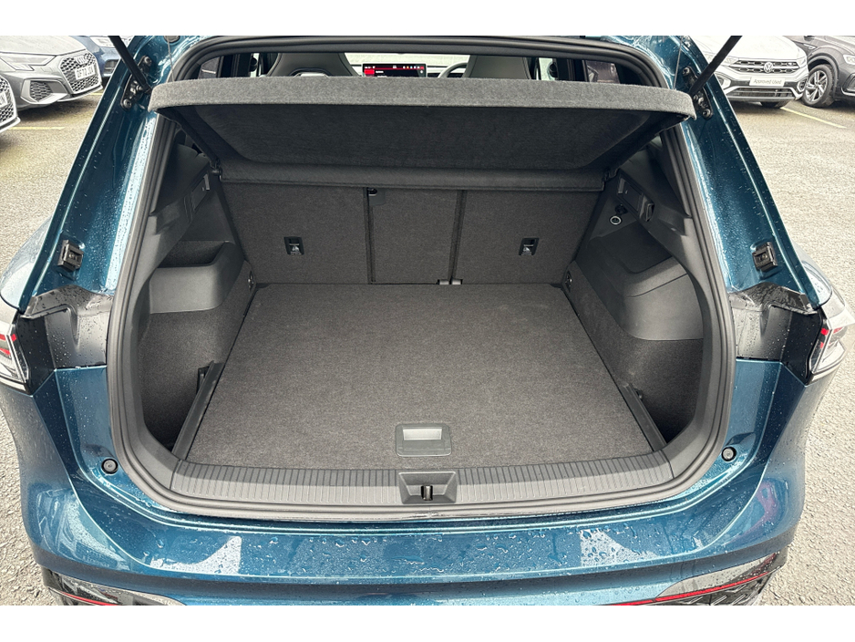 2025 Volkswagen Tiguan R-LINE TDI S-A DSG €56,900
