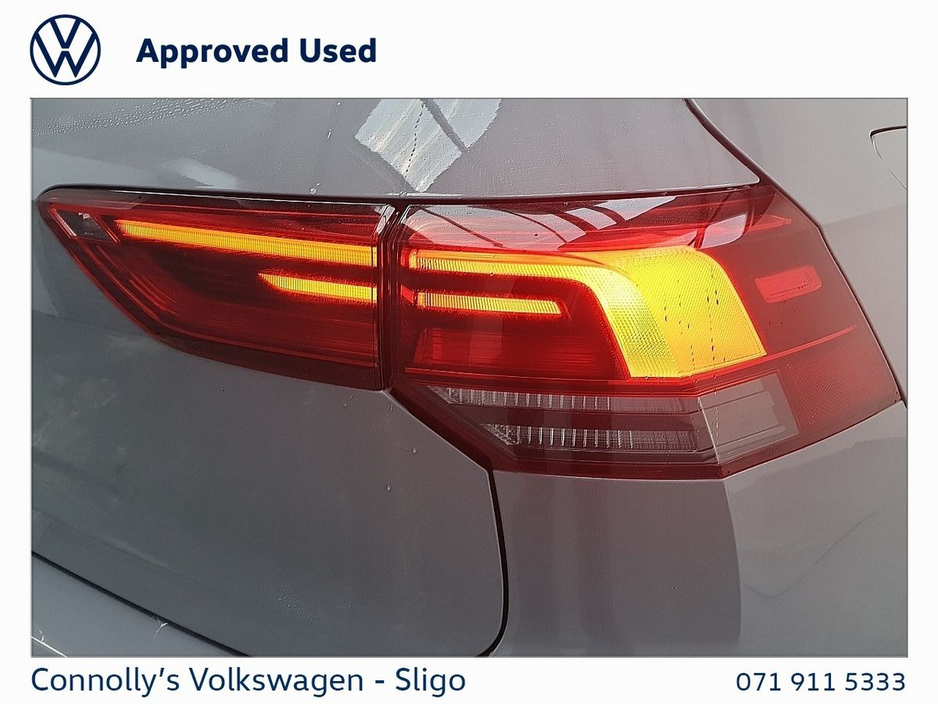 2022 Volkswagen Golf - image 20