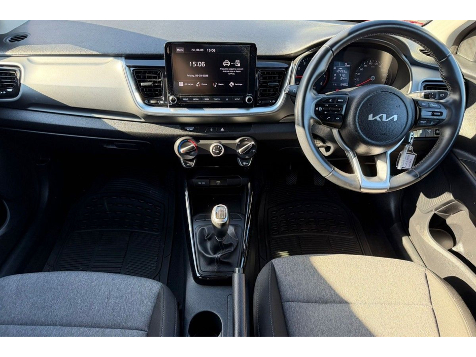 2023 Kia Stonic - image 9