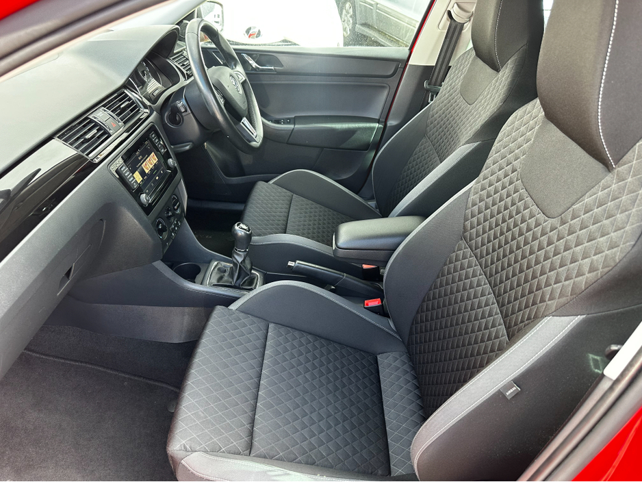 2016 Skoda Rapid - image 12