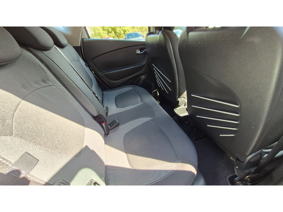 2017 Renault Captur - image 12