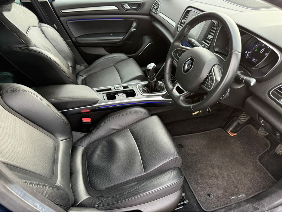 2020 Renault Megane ONE OWNER LOW MILEAGE SIGNATURE MODEL €14,950