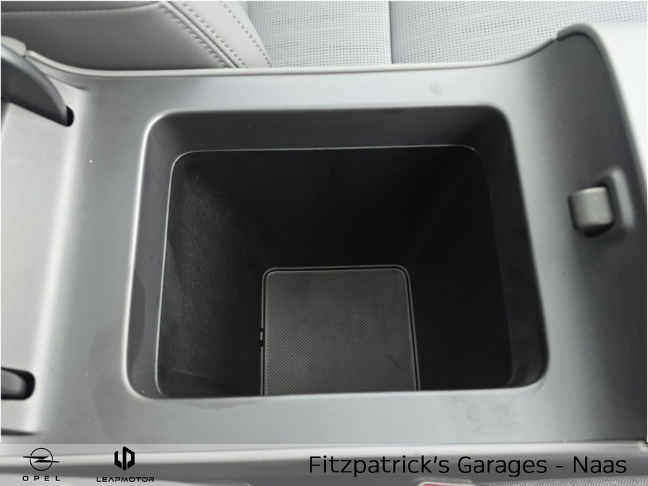 2026 Leapmotor B10 Design 67.1kw(420Km) Demo (Price Includes €1000 Scrappage Allowance) €33,950