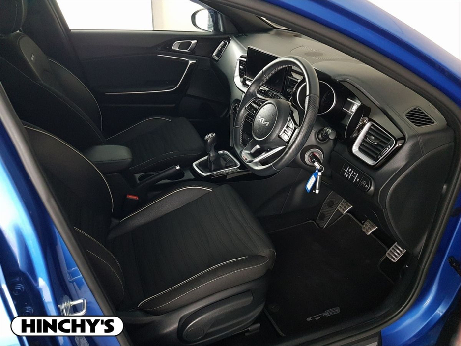 2023 Kia Ceed - image 6