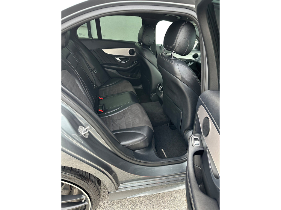 2018 Mercedes-Benz C Class  €26,996