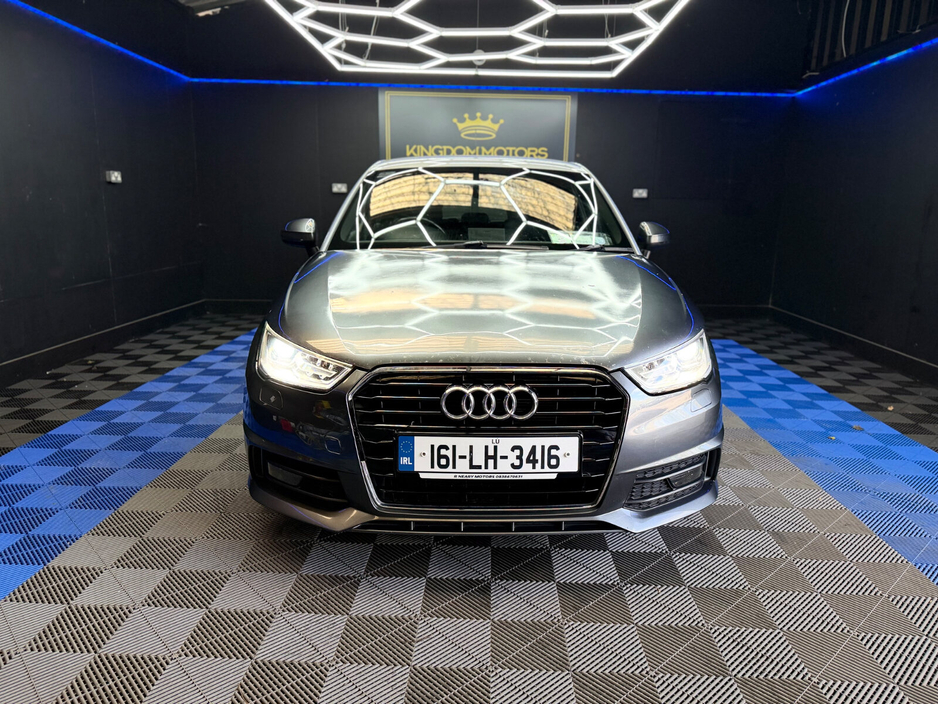 2016 Audi A1 - image 6