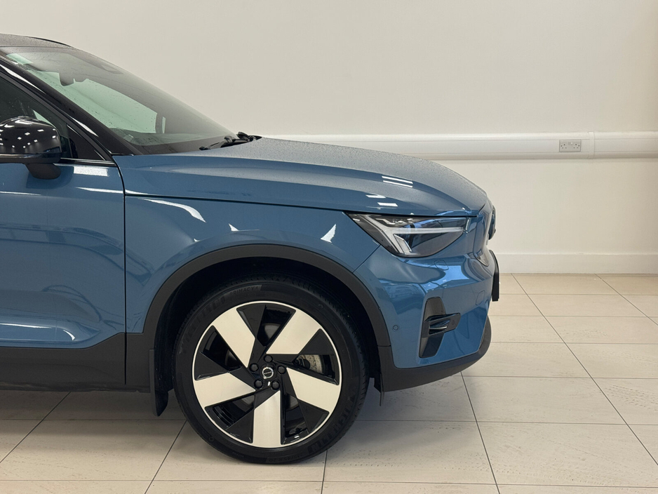 2022 Volvo XC40 BEV 231hp Ultimate €29,950
