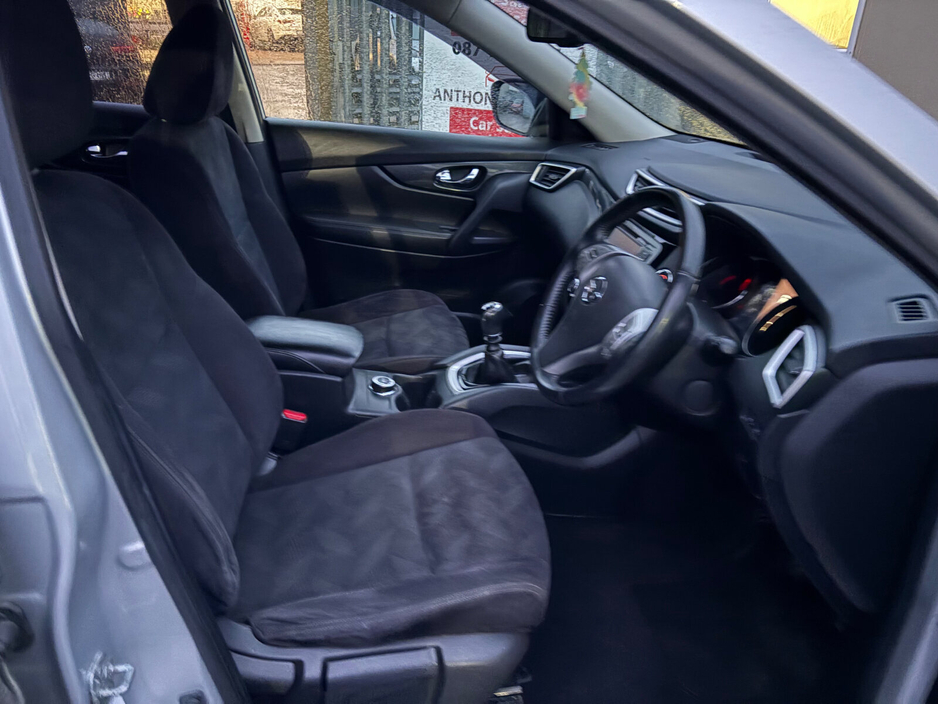 2016 Nissan X-Trail 1.6d SV 4X4 7 Seats Design Pack €11,995