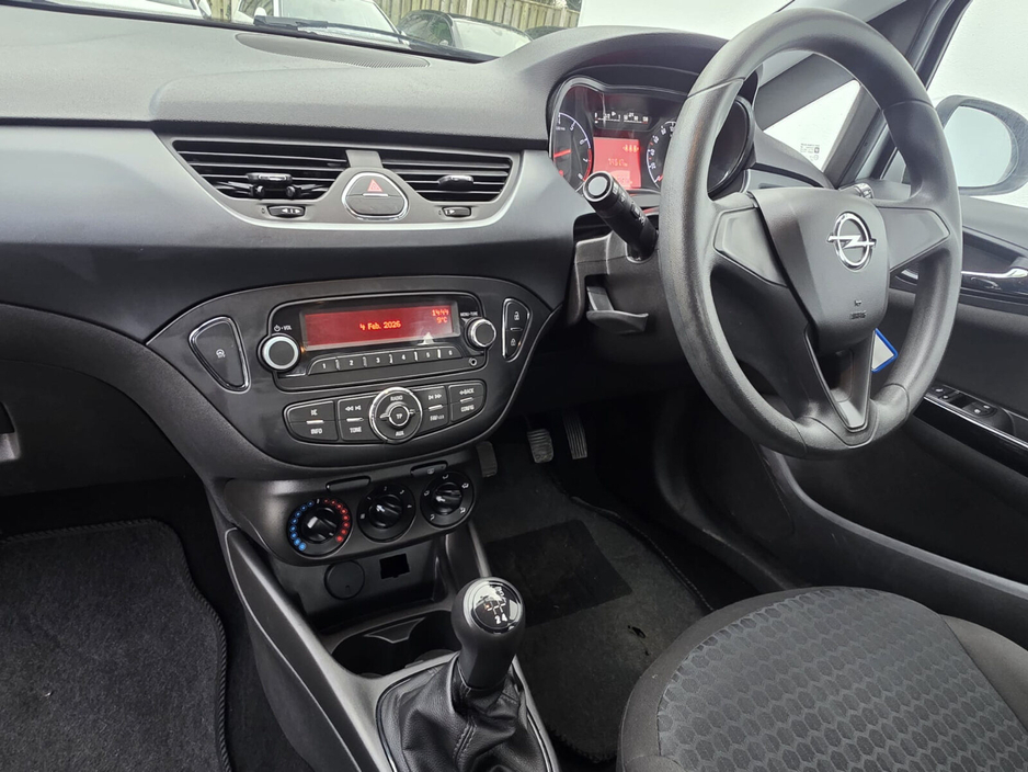 2017 Opel Corsa 1.4 75PS S €7,950