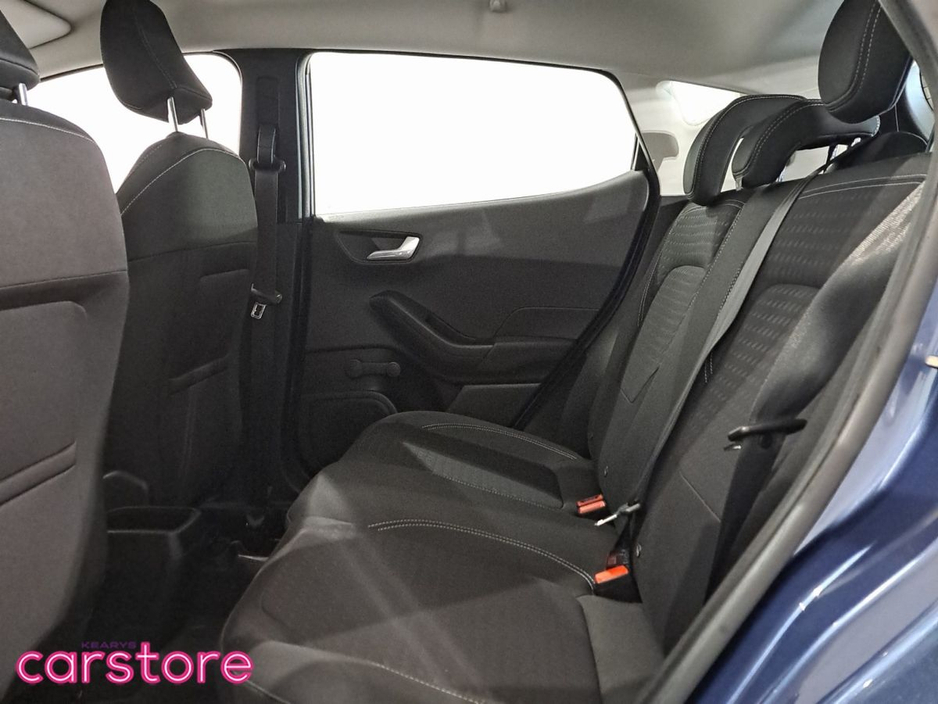 2020 Ford Fiesta - image 10