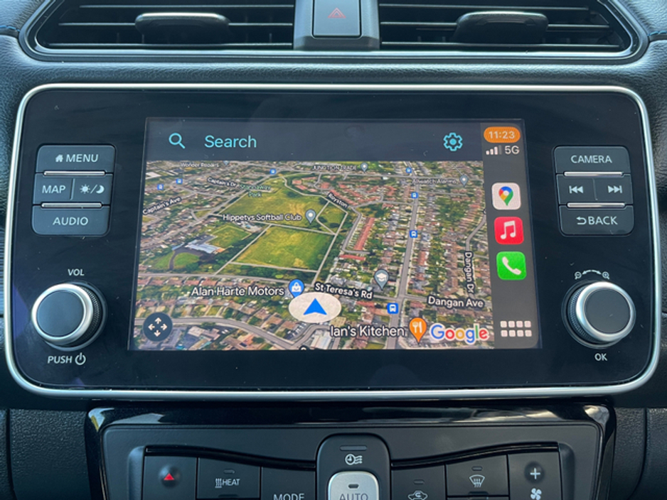 2024 Nissan Leaf - image 12