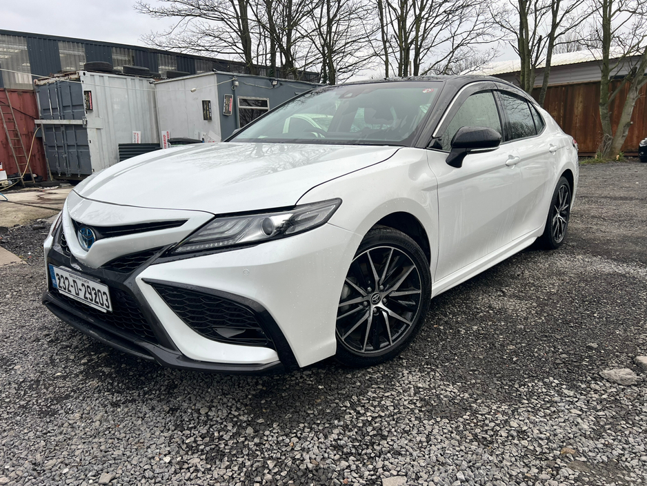 2023 Toyota Camry 2.5 Camry Hybrid Sol €39,500
